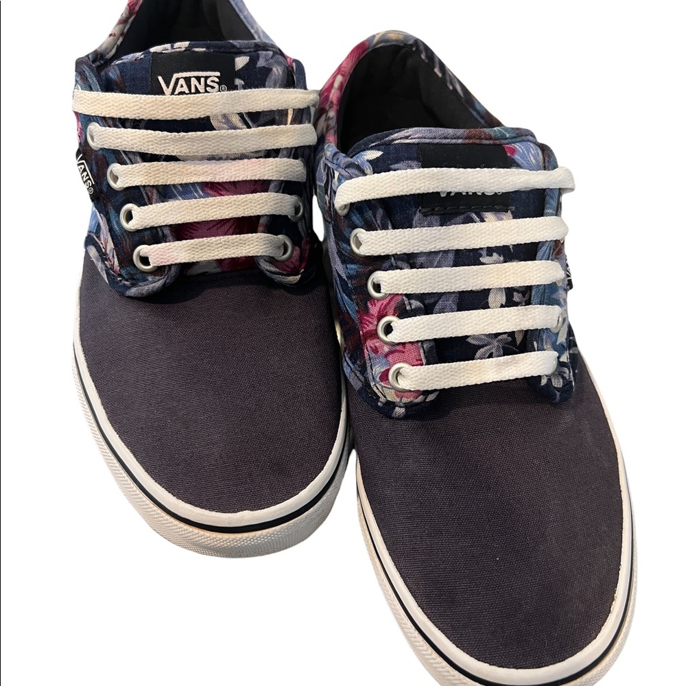 Vans Size 9 - image 2